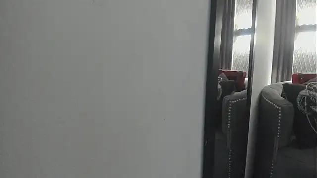 selene red  online show from 01-16-26, 01:48