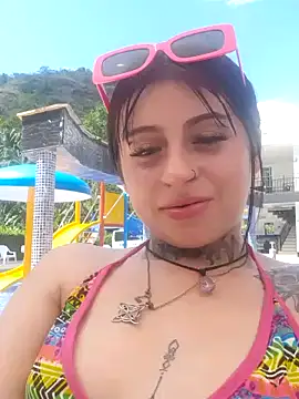 Snapshot of Bonnye_star chatting on 12-09-24, 04:05 Bonnye star online show from 12-09-24, 04:05