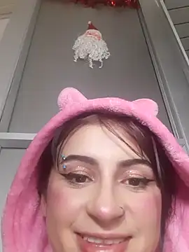 Snapshot of Bonnye_star chatting on 12-21-24, 07:16 Bonnye star online show from 12-21-24, 07:16