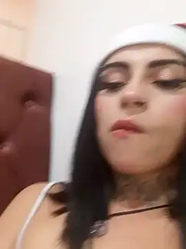 Snapshot of Bonnye_star chatting on 12-22-24, 05:23 Bonnye star online show from 12-22-24, 05:23