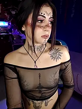 Snapshot of Bonnye_star chatting on 10-25-25, 06:43 Bonnye star online show from 10-25-25, 06:43