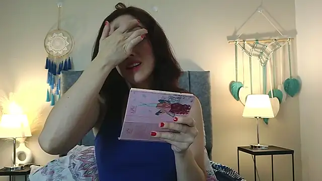 IberianMoonMK online show from 02-19-26, 06:04