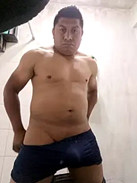 Riatatuil online show from 12-21-25, 04:25