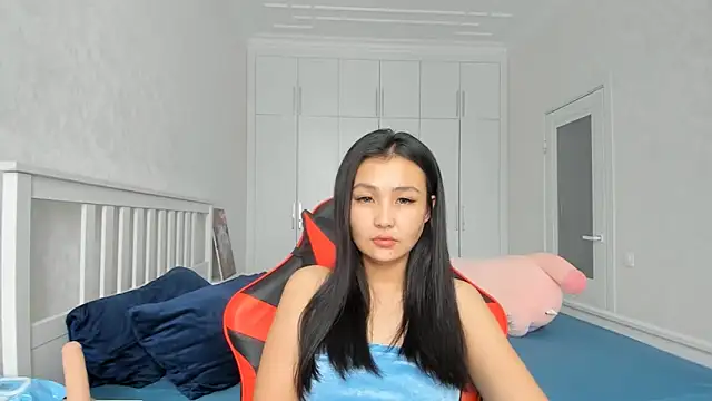 Snapshot of Missykitty01 chatting on 01-20-25, 05:26 Missykitty01 online show from 01-20-25, 05:26