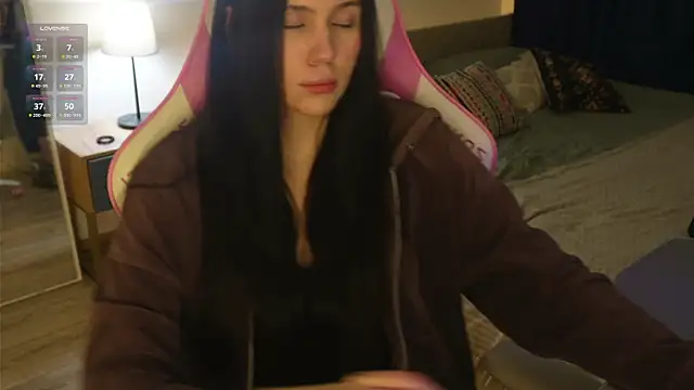 jennetdoll online show from 02-19-25, 07:38