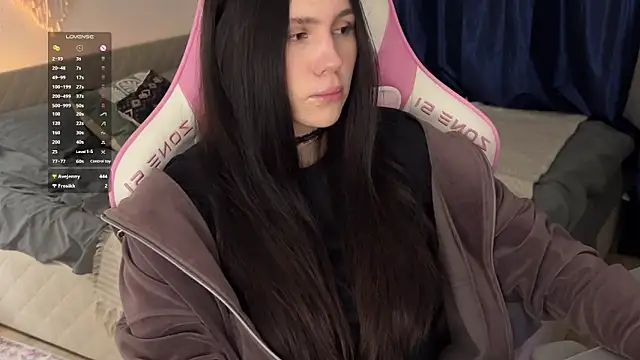 jennetdoll online show from 03-08-25, 09:18