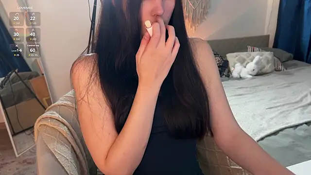 jennetdoll online show from 09-19-25, 12:06