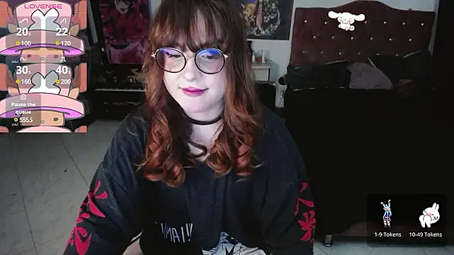 Snapshot of Avril2001 chatting on 12-08-24, 11:40 Avril2001 online show from 12-08-24, 11:40