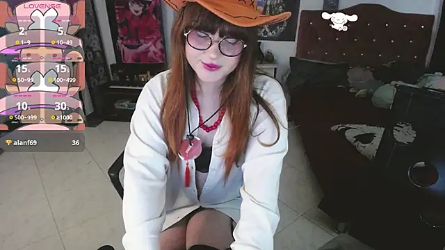 Snapshot of Avril2001 chatting on 03-01-25, 02:15 Avril2001 online show from 03-01-25, 02:15