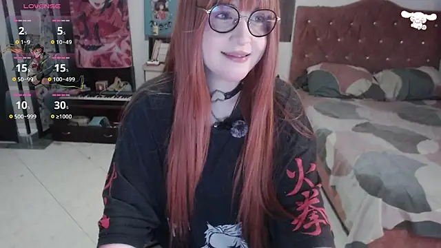 Snapshot of Avril2001 chatting on 11-21-25, 03:27 Avril2001 online show from 11-21-25, 03:27