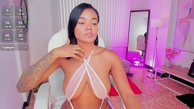 Snapshot of madisson_davon chatting on 03-22-25, 04:37 madisson davon online show from 03-22-25, 04:37