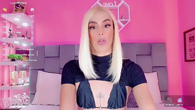 Snapshot of AlanaBekeer chatting on 02-03-25, 08:35 AlanaBekeer online show from 02-03-25, 08:35