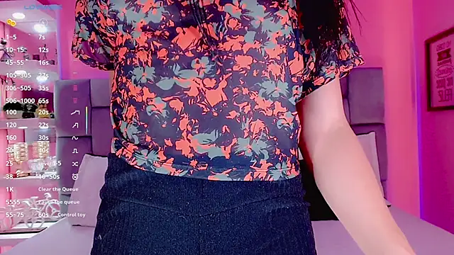 Snapshot of AlanaBekeer chatting on 03-21-25, 02:50 AlanaBekeer online show from 03-21-25, 02:50