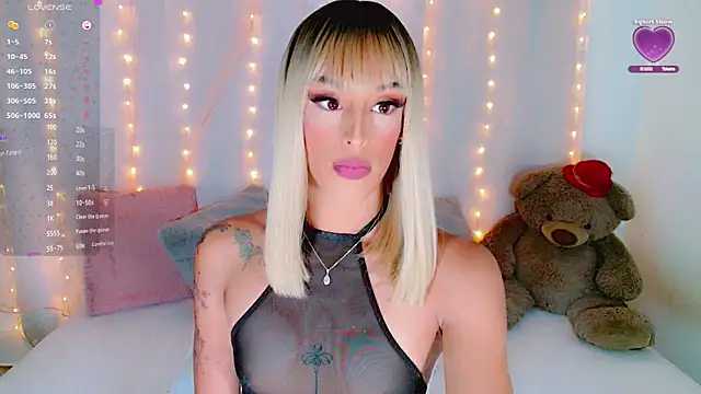 Snapshot of AlanaBekeer chatting on 09-18-25, 09:50 AlanaBekeer online show from 09-18-25, 09:50