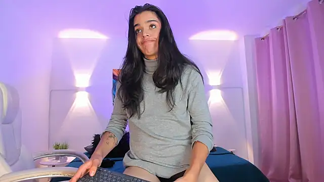 NoahCasstro online show from 01-07-25, 10:52