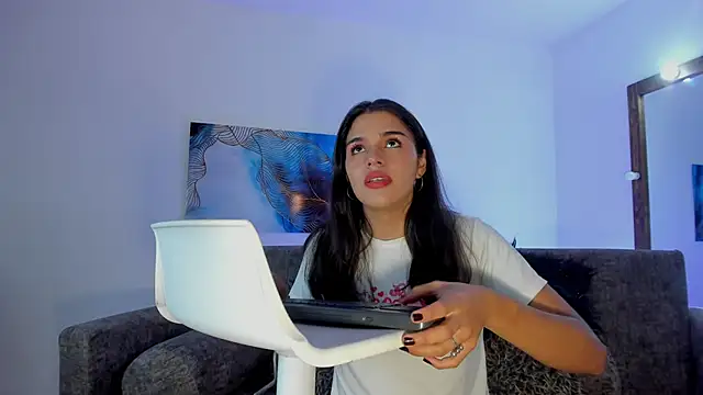 NoahCasstro online show from 03-06-25, 07:43