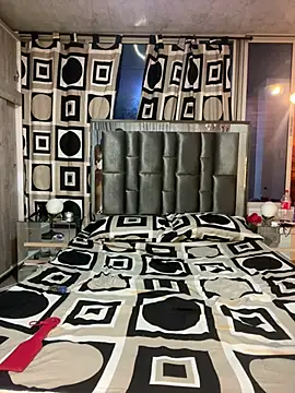 Lya-Kasandra online show from 03-09-25, 02:07