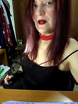 Snapshot of SabrinaXlovess chatting on 10-17-25, 04:53 SabrinaXlovess online show from 10-17-25, 04:53