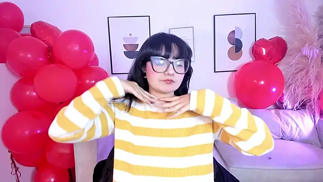 Snapshot of Sweet_Namii chatting on 02-19-26, 08:38 Sweet Namii online show from 02-19-26, 08:38