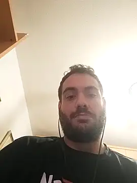 skrigul12 online show from 03-20-25, 08:19