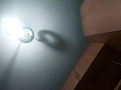 skrigul12 online show from 09-19-25, 04:18