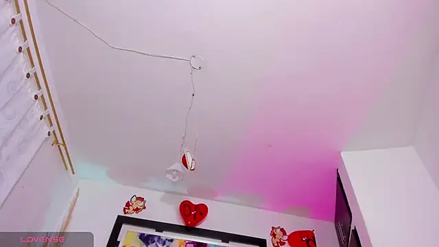 Snapshot of Scarlett_811 chatting on 02-17-25, 09:19 Scarlett 811 online show from 02-17-25, 09:19