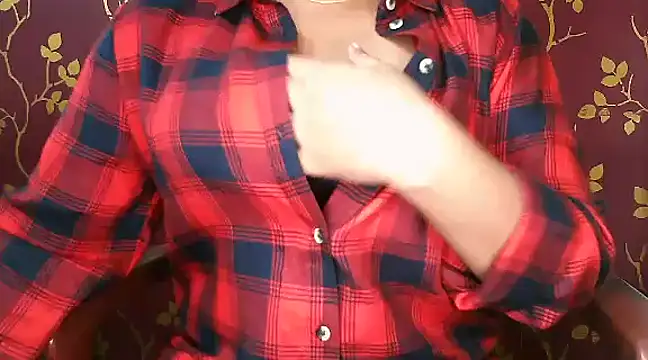 Snapshot of VR_here_4U chatting on 01-28-25, 07:00 VR here 4U online show from 01-28-25, 07:00