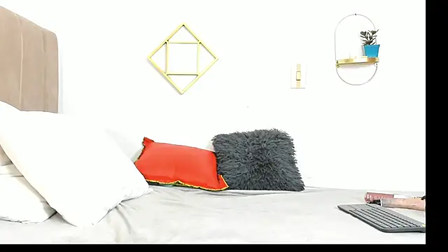 AnahiSmitth online show from 01-10-25, 10:36