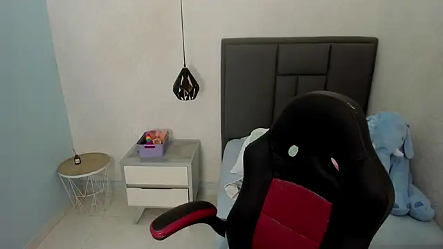 Snapshot of Kittytimberlake chatting on 02-26-25, 07:38 Kittytimberlake online show from 02-26-25, 07:38