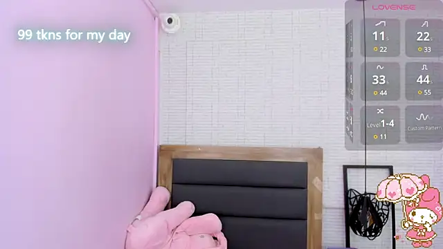 Snapshot of Kittytimberlake chatting on 03-03-25, 11:35 Kittytimberlake online show from 03-03-25, 11:35