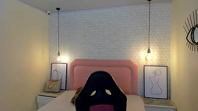 Snapshot of Kittytimberlake chatting on 10-10-25, 12:26 Kittytimberlake online show from 10-10-25, 12:26