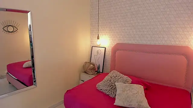 Snapshot of Kittytimberlake chatting on 11-16-25, 12:22 Kittytimberlake online show from 11-16-25, 12:22