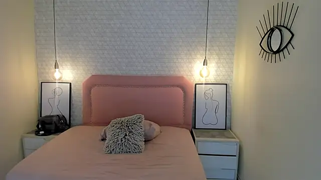 Snapshot of Kittytimberlake chatting on 11-28-25, 12:30 Kittytimberlake online show from 11-28-25, 12:30