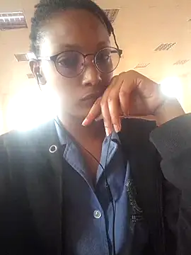 StarBarbiee online show from 03-19-25, 08:23