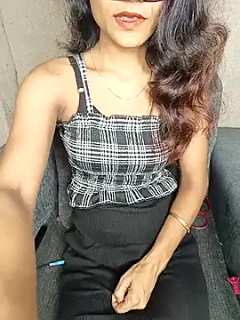 REVA DARLING online show from 10-10-25, 05:06