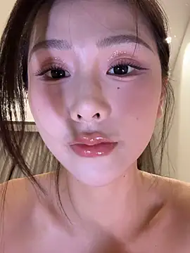 Momoever123456 online show from 04-08-26, 03:34