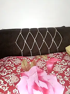 Snapshot of Rihaamm chatting on 02-24-25, 10:14 Rihaamm online show from 02-24-25, 10:14