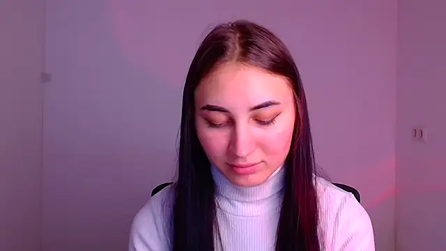 Snapshot of Jennifer_Blum chatting on 12-11-24, 09:41 Jennifer Blum online show from 12-11-24, 09:41