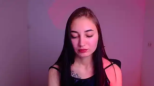 Snapshot of Jennifer_Blum chatting on 12-15-24, 09:24 Jennifer Blum online show from 12-15-24, 09:24