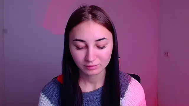 Snapshot of Jennifer_Blum chatting on 12-30-24, 06:20 Jennifer Blum online show from 12-30-24, 06:20