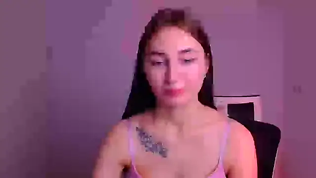 Snapshot of Jennifer_Blum chatting on 01-07-25, 09:07 Jennifer Blum online show from 01-07-25, 09:07