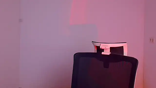 Snapshot of Jennifer_Blum chatting on 01-13-25, 06:06 Jennifer Blum online show from 01-13-25, 06:06