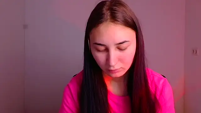 Snapshot of Jennifer_Blum chatting on 01-14-25, 06:45 Jennifer Blum online show from 01-14-25, 06:45