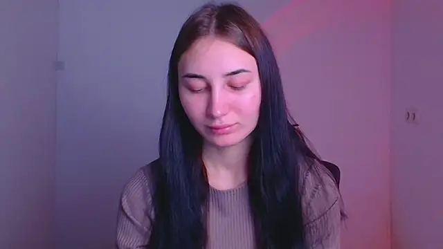 Snapshot of Jennifer_Blum chatting on 01-21-25, 06:00 Jennifer Blum online show from 01-21-25, 06:00