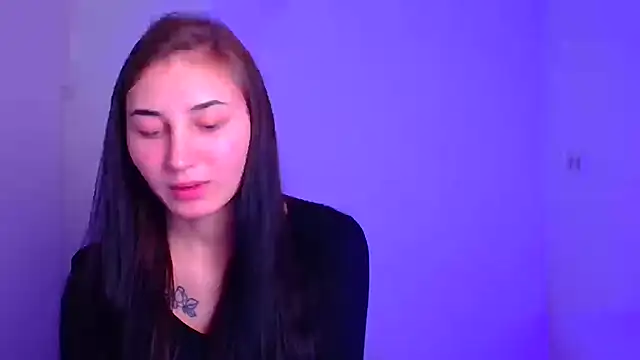 Snapshot of Jennifer_Blum chatting on 01-23-25, 09:08 Jennifer Blum online show from 01-23-25, 09:08