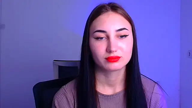 Snapshot of Jennifer_Blum chatting on 01-29-25, 12:33 Jennifer Blum online show from 01-29-25, 12:33