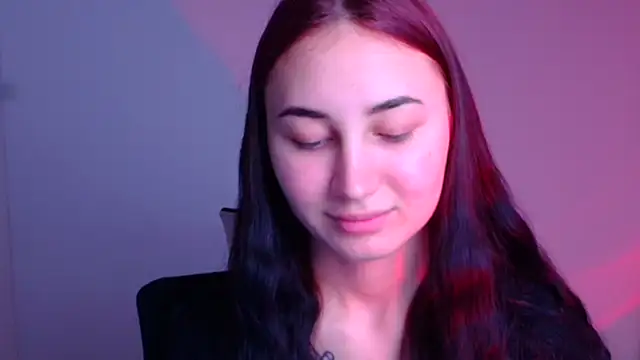 Snapshot of Jennifer_Blum chatting on 02-12-25, 06:08 Jennifer Blum online show from 02-12-25, 06:08