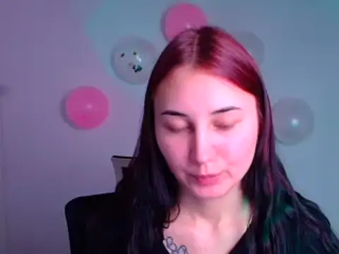 Snapshot of Jennifer_Blum chatting on 02-16-25, 09:15 Jennifer Blum online show from 02-16-25, 09:15