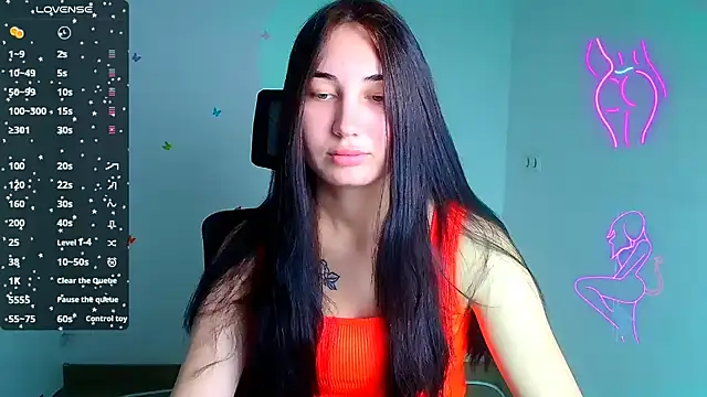 Snapshot of Jennifer_Blum chatting on 10-15-25, 05:29 Jennifer Blum online show from 10-15-25, 05:29