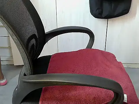 Destiny Desire online show from 09-20-25, 11:00